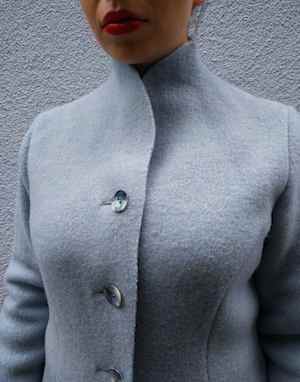 Handzeichen_Jacke-mit-Stehkragen-6